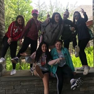 Meet your Posher, Amber